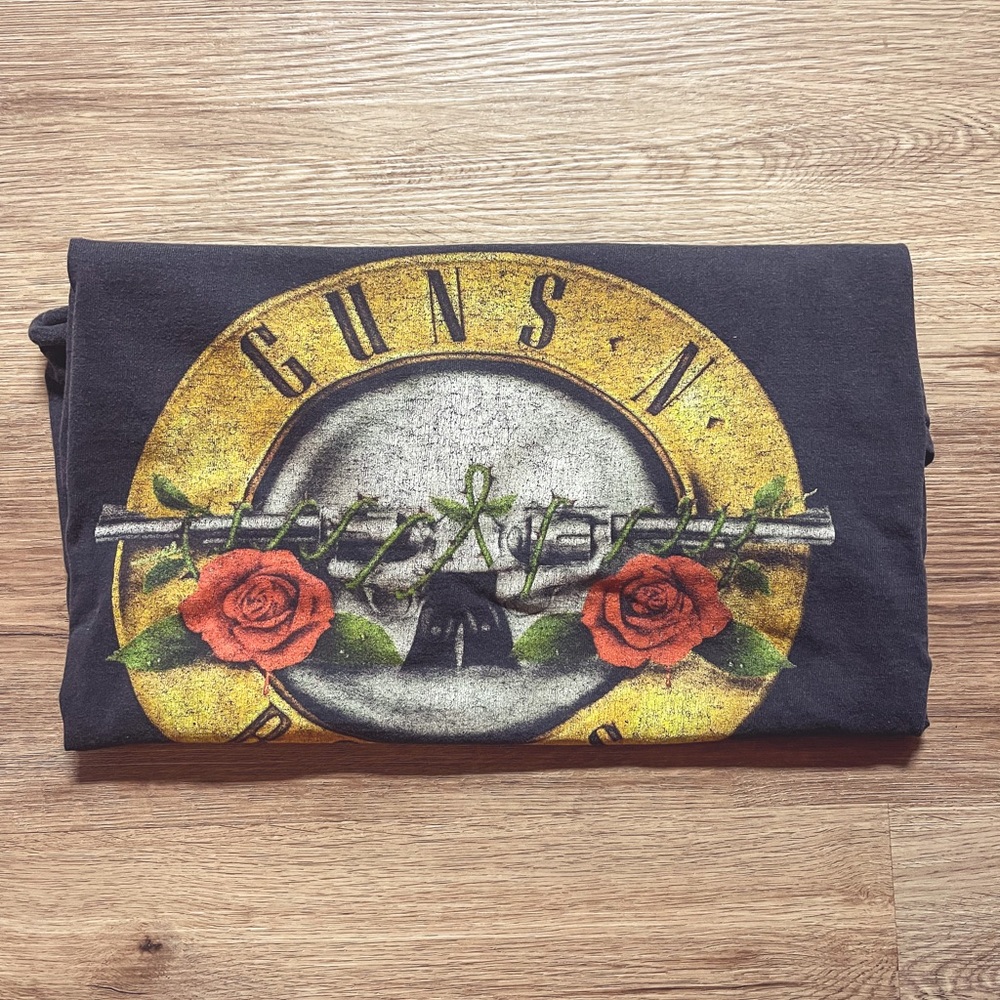Guns & Roses CropTop 🥀